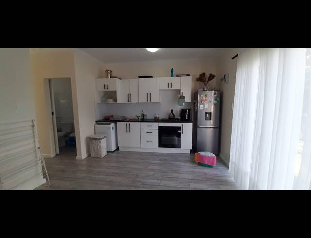 1 BEDROOM TOWNHOUSE RENTED IN MOUNT PLEASANT